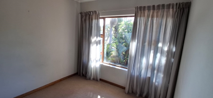 4 Bedroom Property for Sale in Gonubie North Eastern Cape